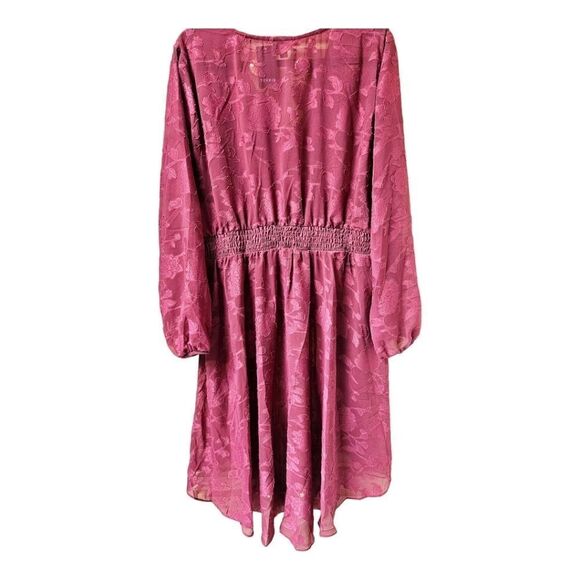 NEW TORRID Plus Size LongSleeve Burgundy Chiffon Clip Dot Extreme Hi-Lo Top. - Picture 10 of 16